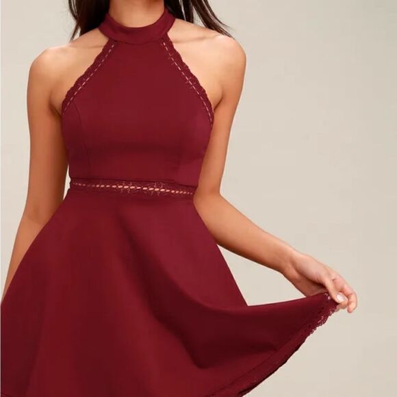 LULU'S Burgundy Red Halter Top Skater Dress Size Medium - Picture 1 of 10